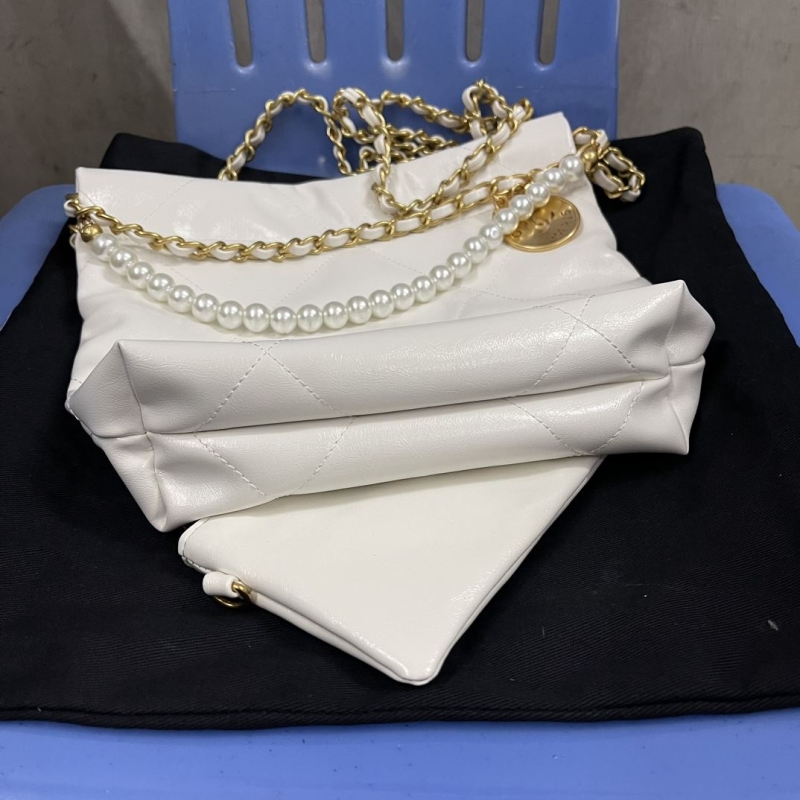 Chanel Hobo 22 Bags